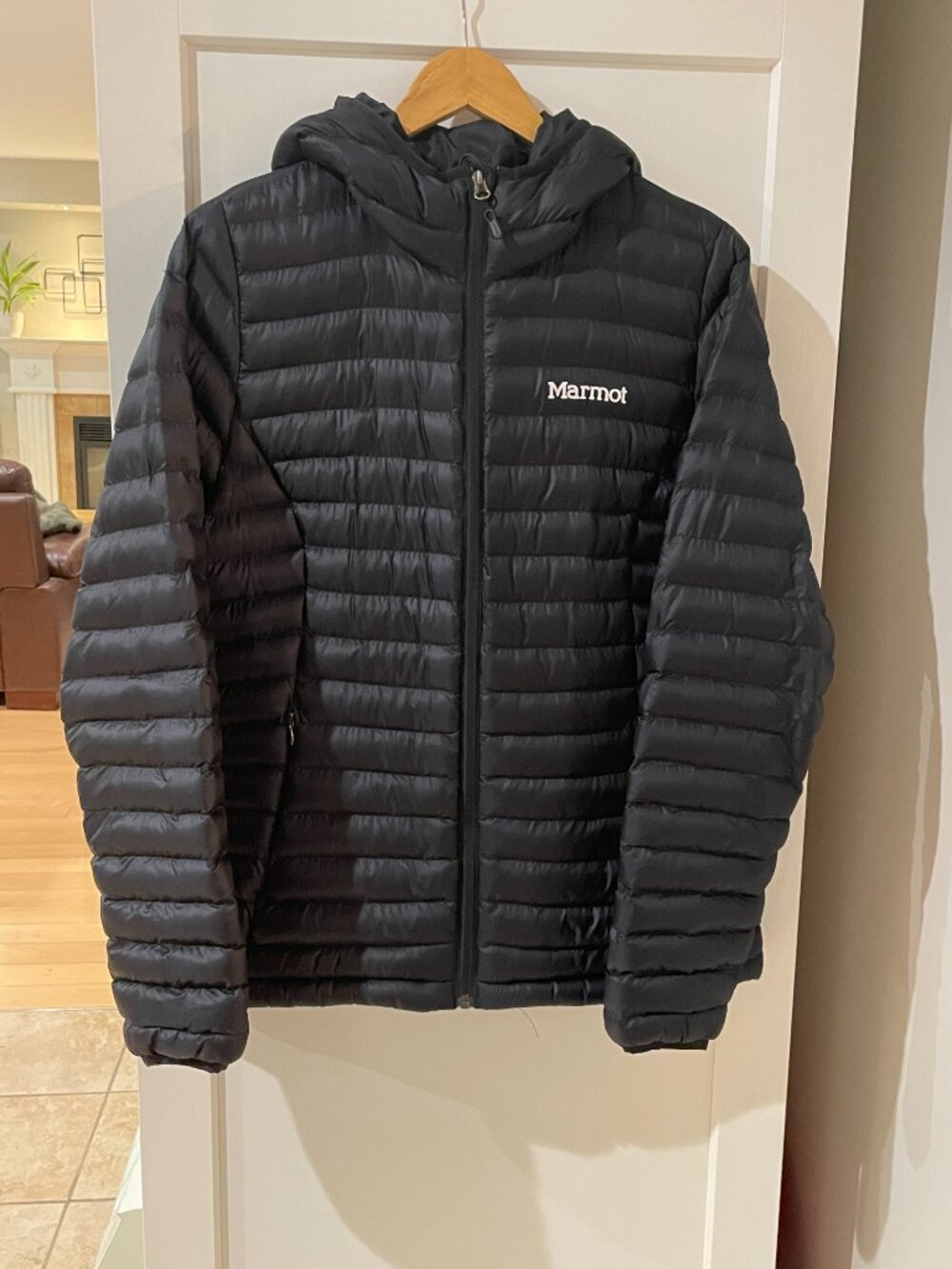 Women's Black Marmot Puffer Jacket / Coat - Large
